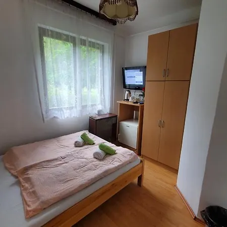 Frühstückspension Liget Ueduelo *