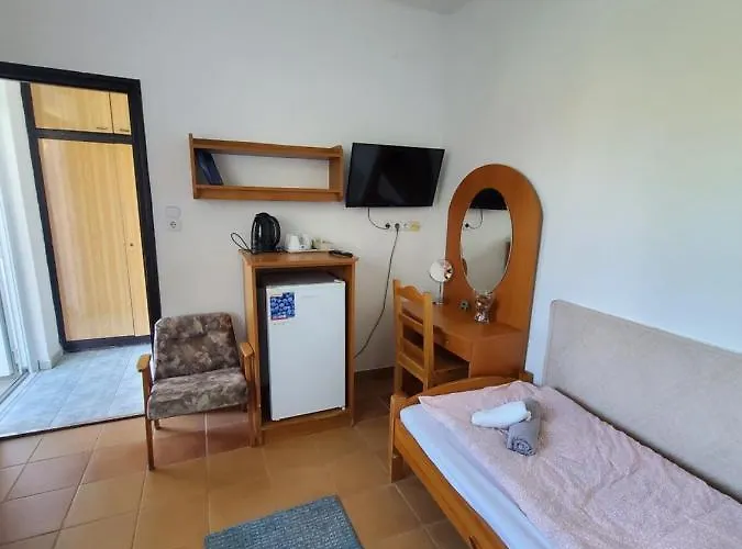 Liget Ueduelo Bed & Breakfast Siófok